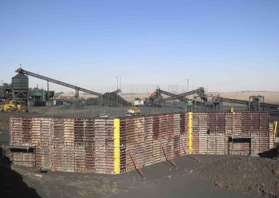 Retaining Wall Aug 20160021 400x284 - Retaining Wall - Aug 2016