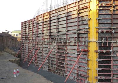 Retaining Wall Aug 20160022 400x284 - Retaining Wall - Aug 2016