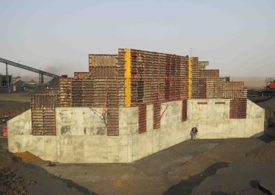 Retaining Wall Aug 20160024 400x284 - Retaining Wall - Aug 2016