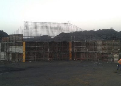 Retaining Wall Aug 20160037 400x284 - Retaining Wall - Aug 2016